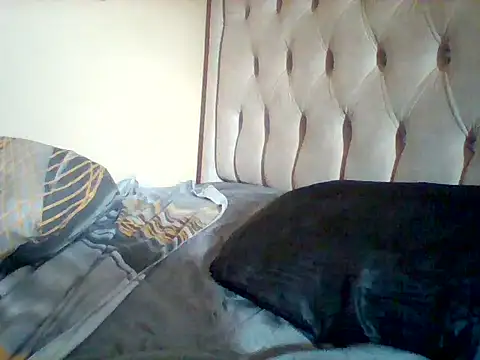 Ntombizodwa10's cam snapshot