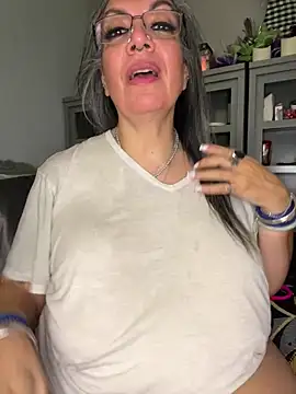 dieseldame1313 live sex cam