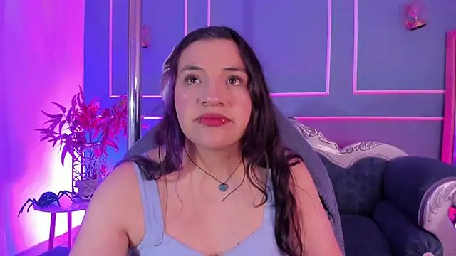 TaraTaylorr live sex cam