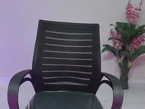 Saanvi_01 live sex cam