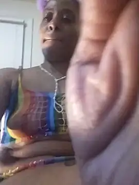 liteskinwifey_56's cam snapshot