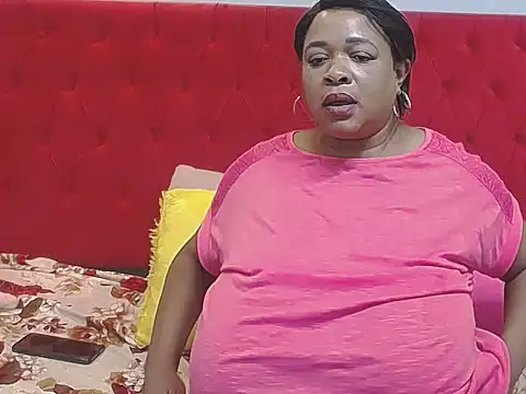 BustyQueenXXL's cam snapshot