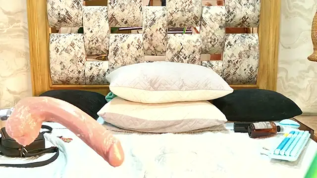 ZOLEY_WATSON live sex cam