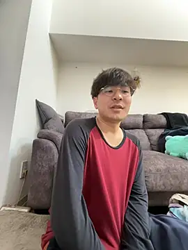 yuuki8910 live sex cam