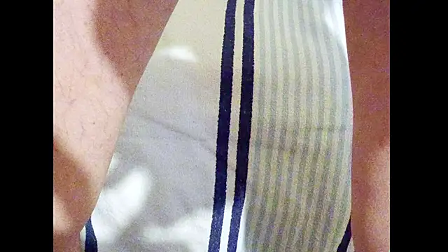 hairyuncut00 live sex cam