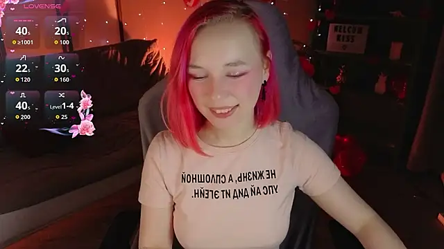 NaomiYoru's cam snapshot