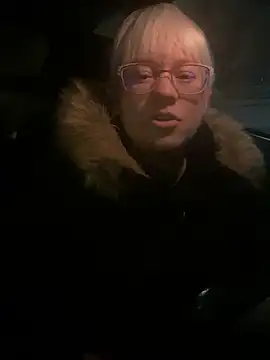 Sayuriii live sex cam