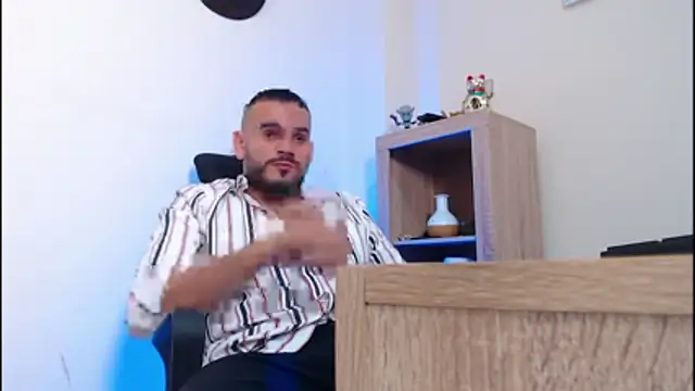 cowboyht's cam snapshot