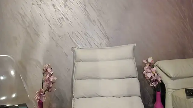 Rayanablackandwhite live sex cam