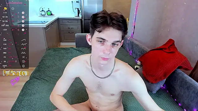 Aaron_Boom live sex cam