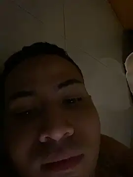 Juanes432 live sex cam