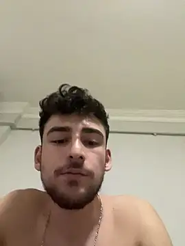 Yasinyasin7 live sex cam