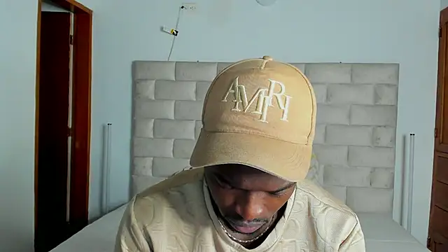 Dylan_Taylor live sex cam