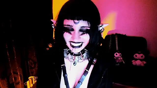 Yueeclipsa's cam snapshot