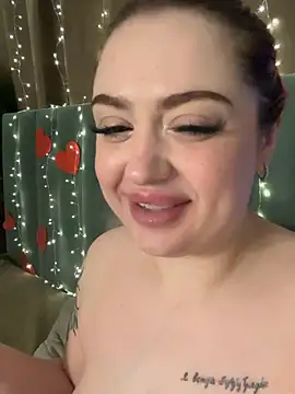 KellyMoors live sex cam