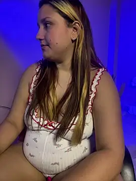 saray_gomez22 live sex cam