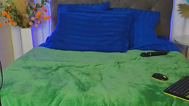 Ariana_Petite's cam snapshot