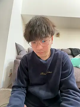 yuuki8910 live sex cam