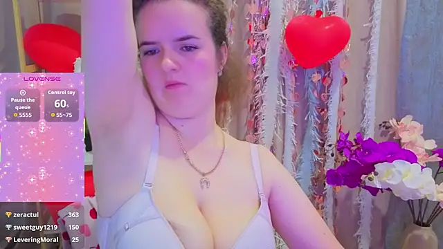 Luisa_Rosee's cam snapshot