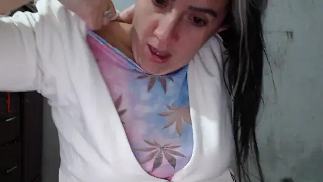 DeepAnal07's cam snapshot