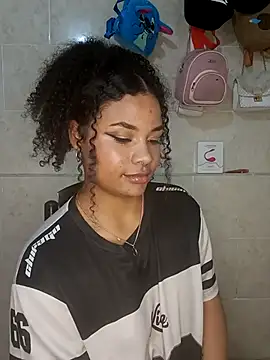 BrianaSweetxxx's cam snapshot