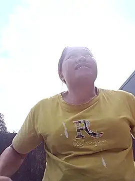 Bigboob_pussyxx's cam snapshot