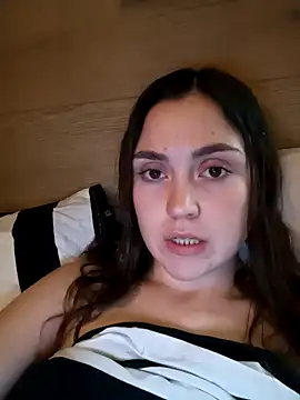 Ncfyv_ncyuhv live sex cam