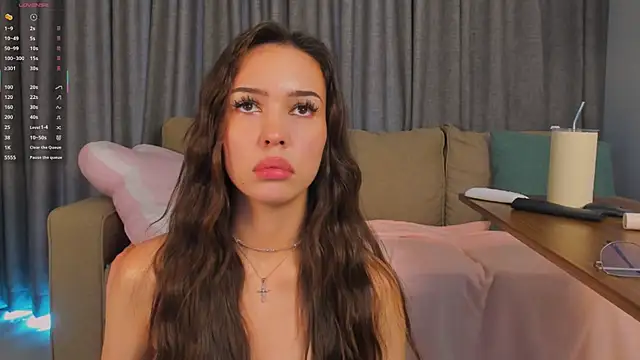 AliceCloudy live sex cam