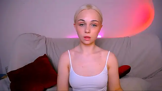 ElenaMonroe's cam snapshot