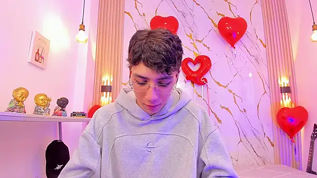 Nikolay_Gregori live sex cam