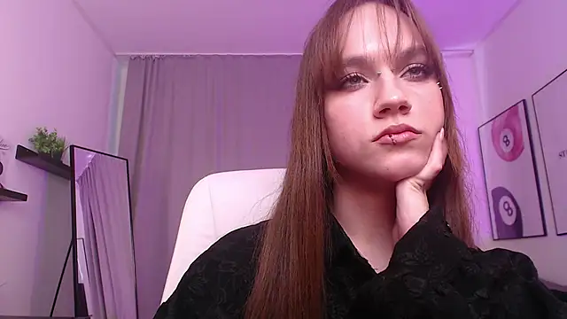 Jamie_Chung's cam snapshot