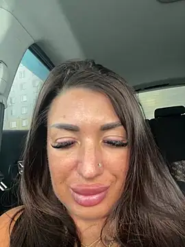 RuslanaXX live sex cam