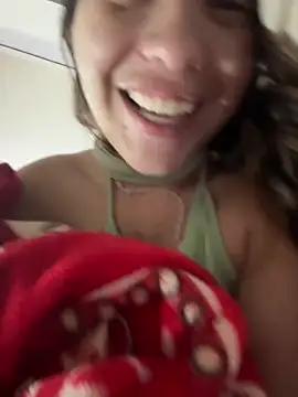 kiarafonseca_'s cam snapshot