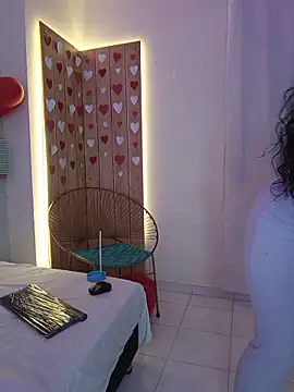 shainadavis's cam snapshot