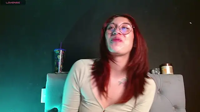 Red-moon1's cam snapshot