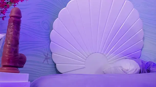 CHLOE_BLOWJOB's cam snapshot