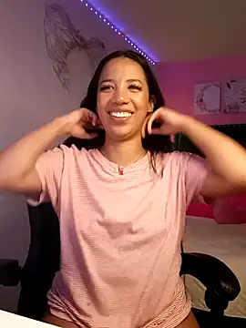 SallyWhitee's cam snapshot