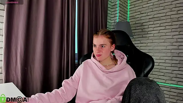 Stacey_Brown live sex cam