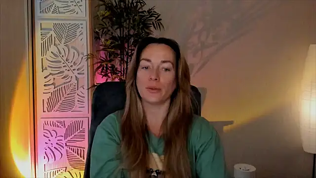 RebeccaMartinez live sex cam