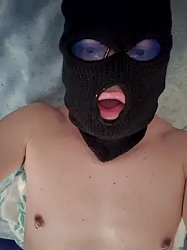 MaxColombia's cam snapshot