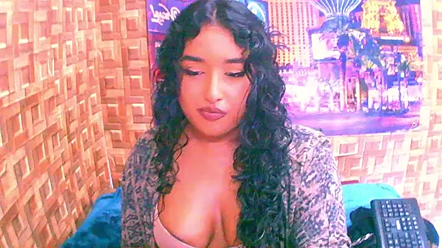 IndianAngel4u live sex cam