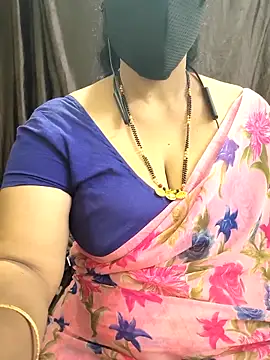 bhuvana_555's cam snapshot