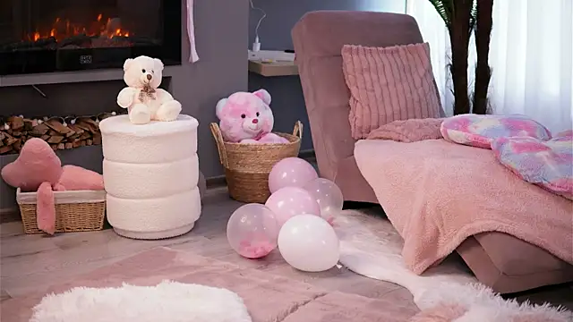 SkyEyesLuna live sex cam