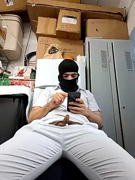 Ourdarksecret's cam snapshot