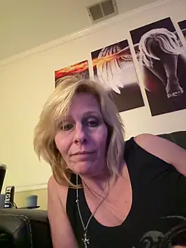 FireAfterDark's cam snapshot