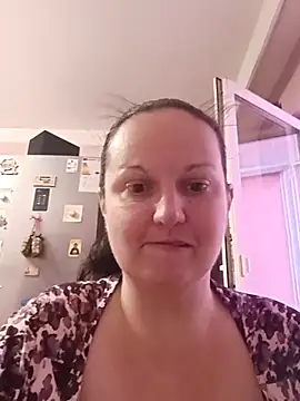 BustyLadyAlma's cam snapshot