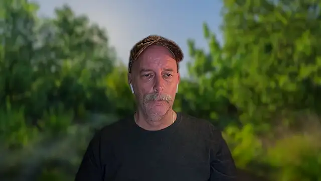 exhib_jack's cam snapshot