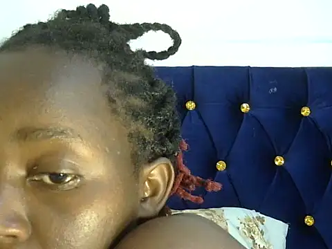 Seeexxxy-bree's cam snapshot