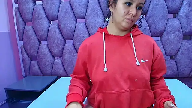 AlaSmith's cam snapshot