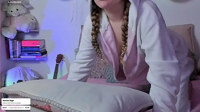 julieta_cooper20's cam snapshot